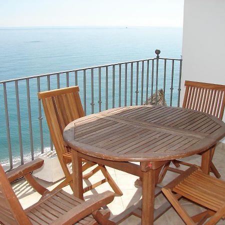 Apartamento Carabeo 70 Menyber Nerja Exterior foto